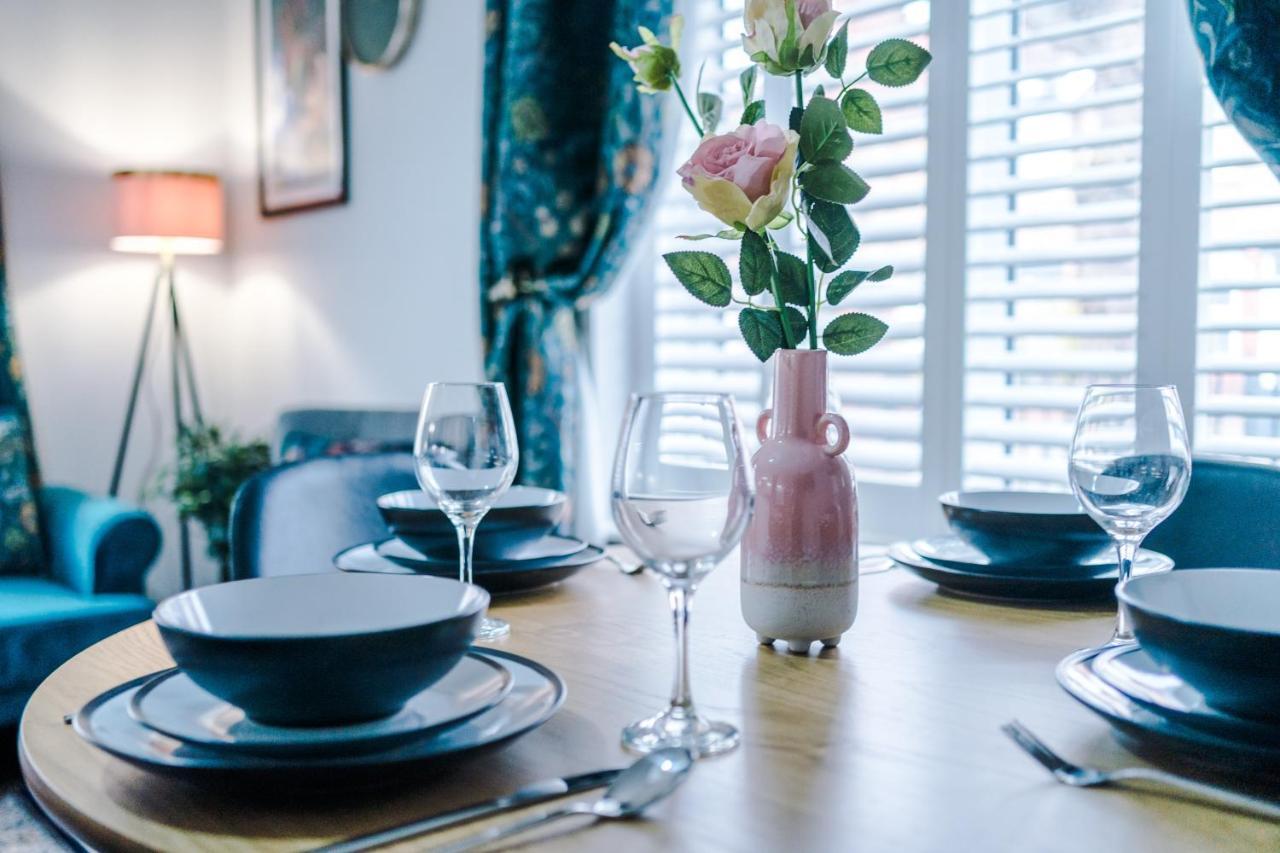 Hearsall Place Serviced Apartment 코번트리 외부 사진
